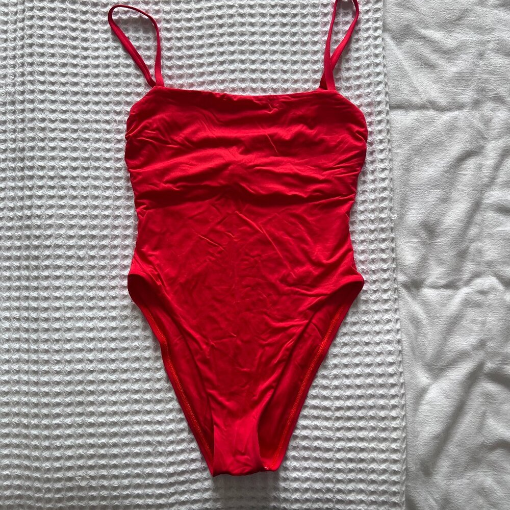 NWOT Vitamin A Swim Jenna One Piece - Ruby EcoLux - Picture 5 of 9